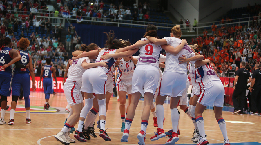 Serbia - Italy (women)